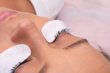 Como escolher a técnica ideal de extensão de cílios efeito natural