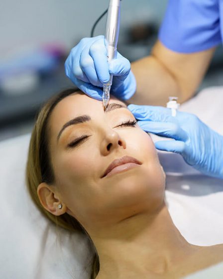 Micropigmentação de sobrancelhas dura quanto tempo? Saiba o que esperar